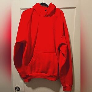 Comfrt Minimalist hoodie limited edition